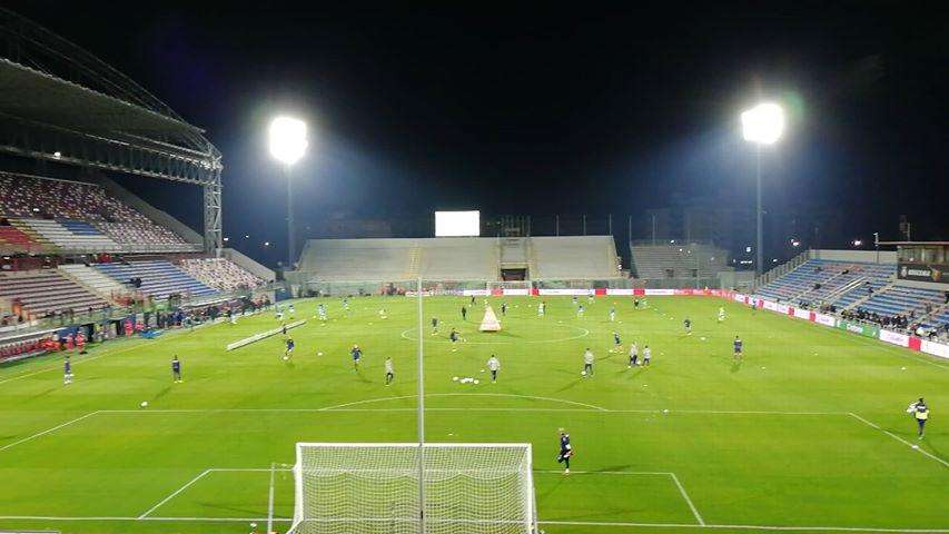 RIVIVI IL LIVE - Crotone-Pescara 0-2: gli abruzzesi espugnano lo 'Scida'
