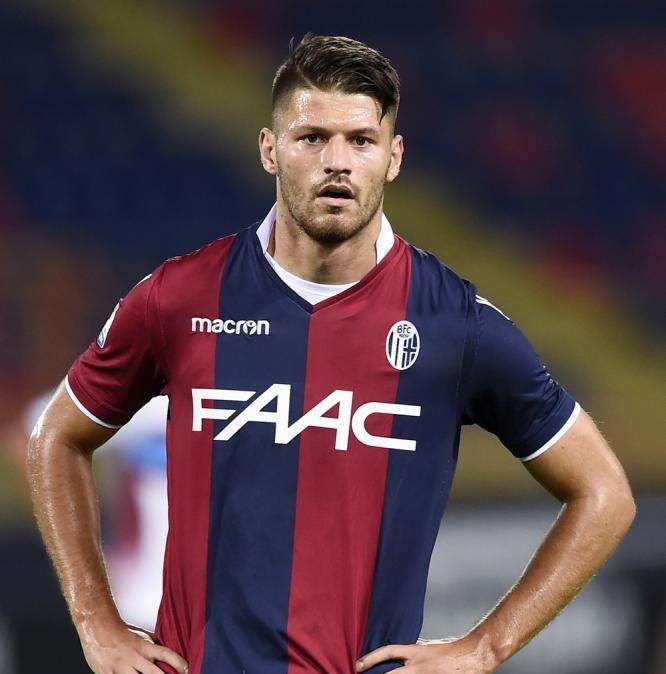 Aumentano le pretendenti per Petkovic: è corsa a 3 per l'attaccante del Bologna
