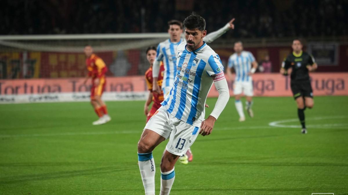 Pescara, la difesa fa acqua da tutte le parti: 28 gol subiti e blackout continui dopo l’intervallo