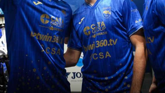 Pescara, svelata la maglia Christmas Edition che sarà usata contro il Legnago