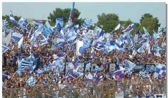 Il Pescara si sveglia solo per mezz'ora dal torpore, ma poi spreca tutto nel finale. Qualche fischio dai 650 tifosi al seguito