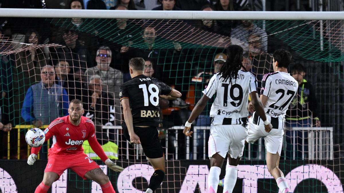 Calciomercato Pescara, sogno Fila: piace il bomber del Venezia ma la concorrenza estera complica i piani