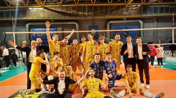 Volley: vittoria di platino per la Tinet Prata che doma Aversa e consolida il primato