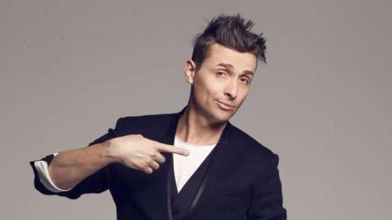 Spettacolo: Angelo Pintus cambia programma