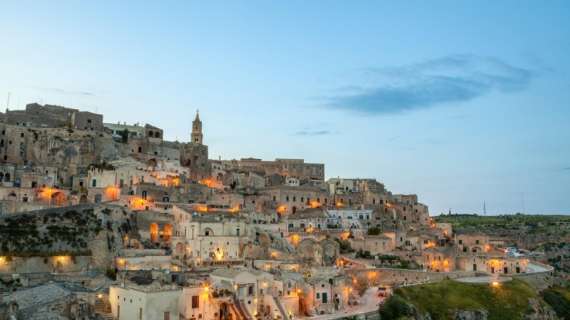 "Siamo stanchi di subire lo strapotere di Potenza": Matera chiede il trasferimento in Puglia