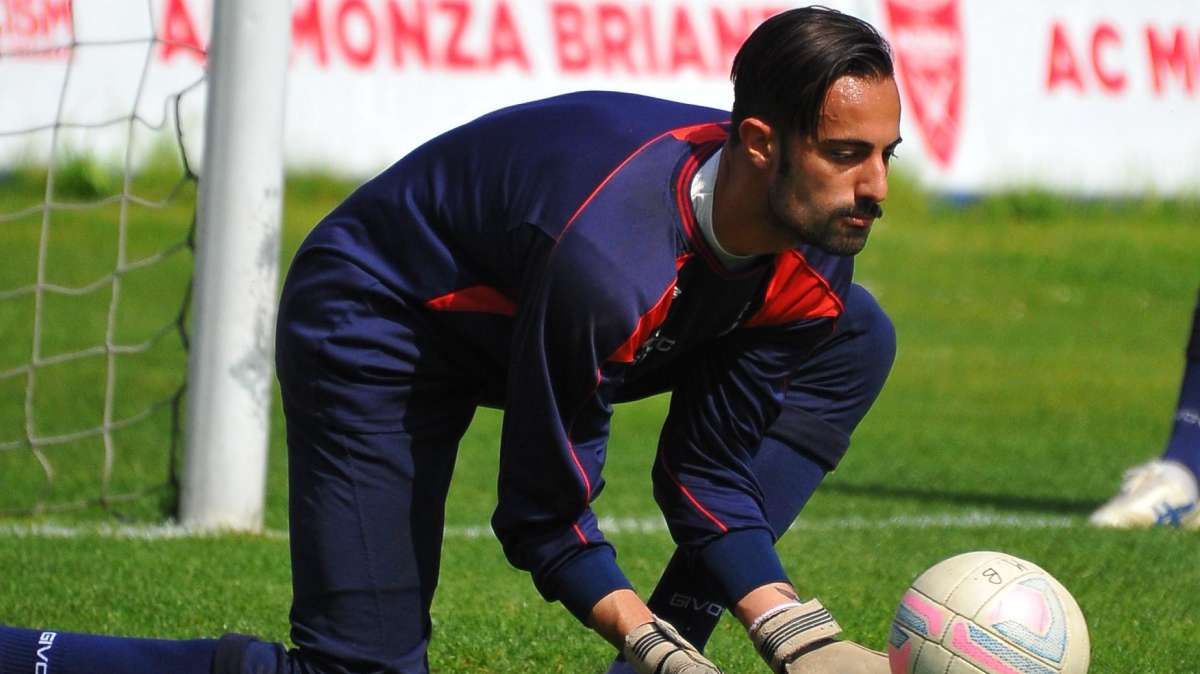Lutto nel mondo del calcio, è morto l'ex portiere di Reggina e Catanzaro Daniel Leone