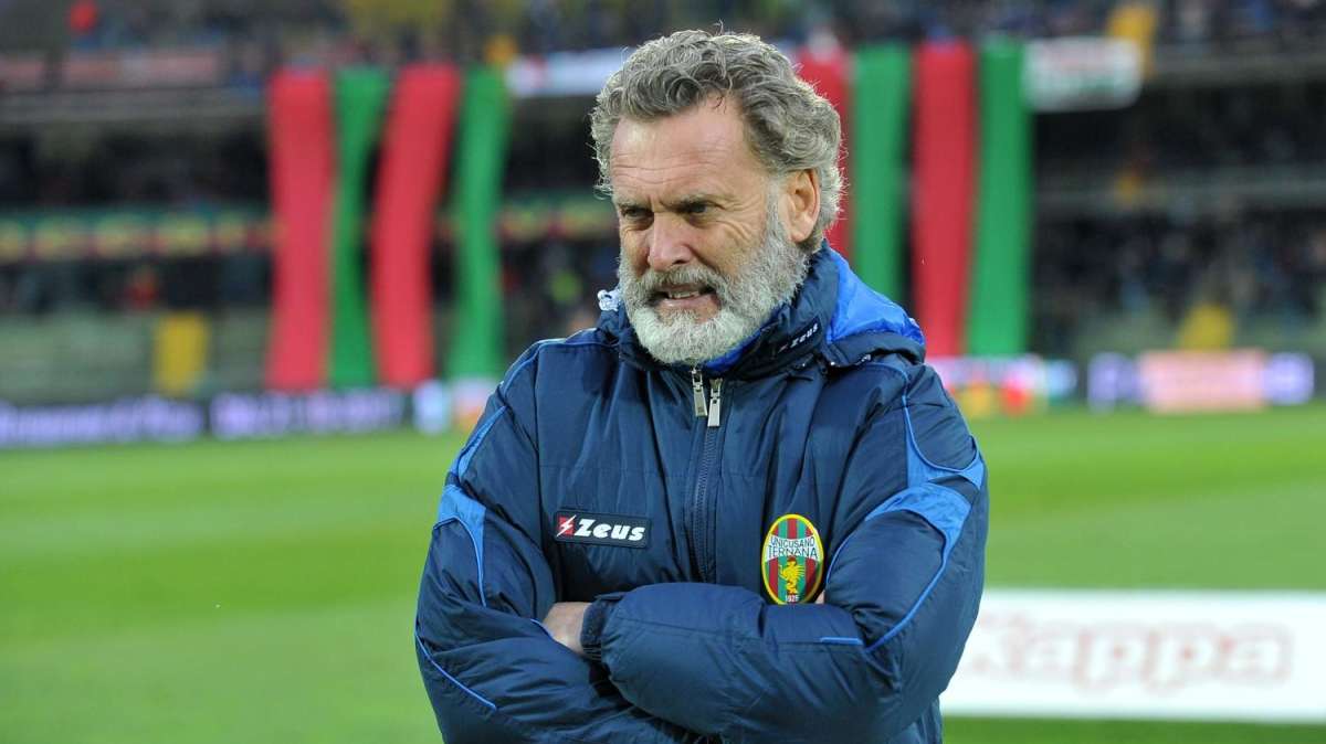 Mister Sandro Pochesci: "Attenzione perchè la Juve Stabia può vincere il campionato"