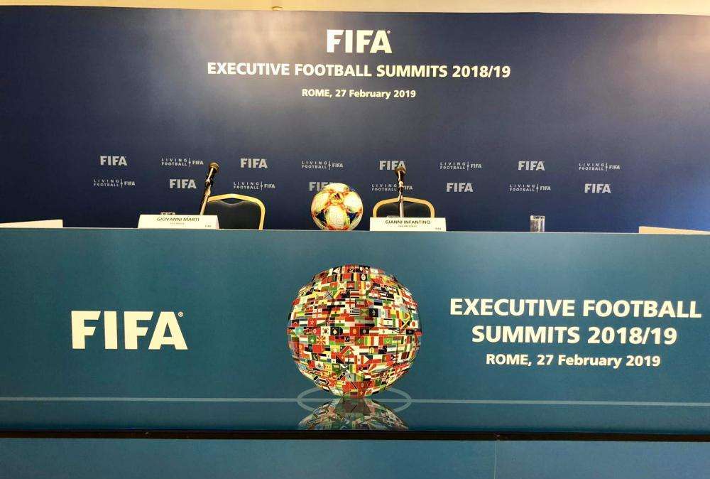 Cambiano tre regole fondamentali del gioco del calcio...