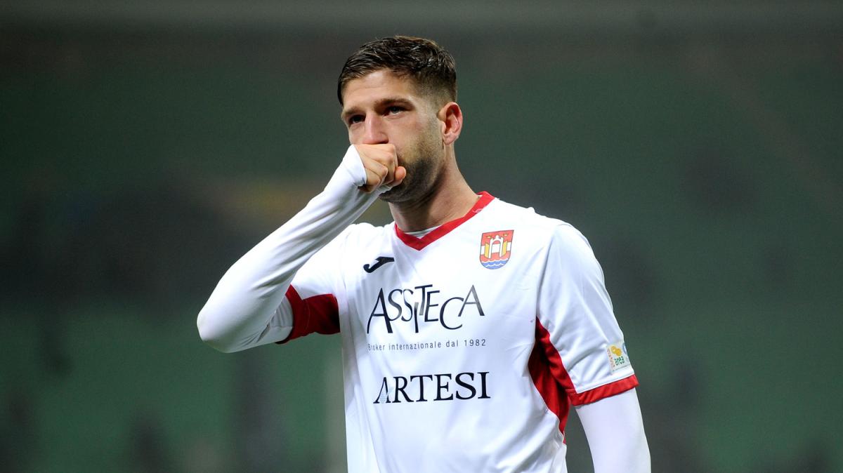 Ora è anche ufficiale: Bassoli è un nuovo difensore del Picerno!