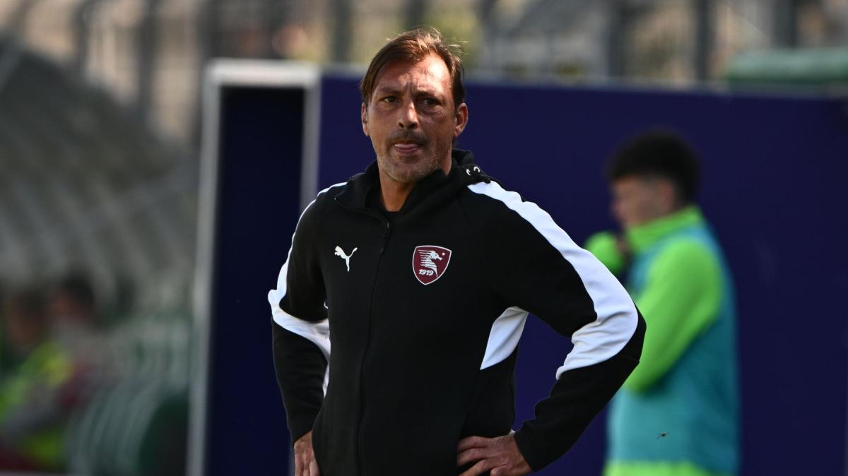 Salernitana, mister Giuseppe Raffaele: "Primato meritato ma ora pensiamo al Potenza"