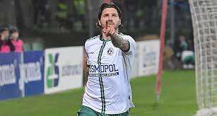Bomber Patierno rinnova con l'Avellino: "Insieme per un unico obiettivo”