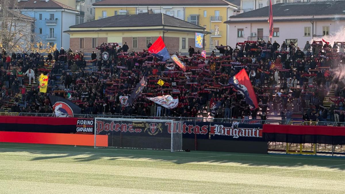 È LA NOTTE DEI DESIDERI