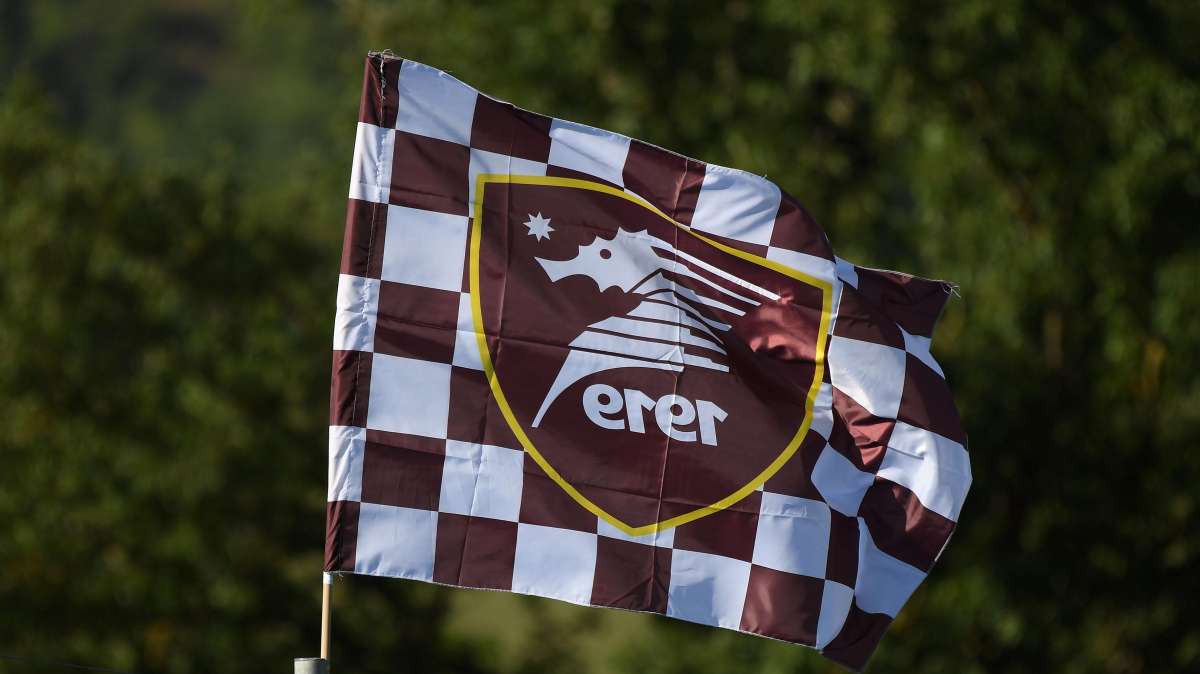 Salernitana, giovanili sotto shock: 2 calciatori arrestati per scippo. Iervolino prende le distanze
