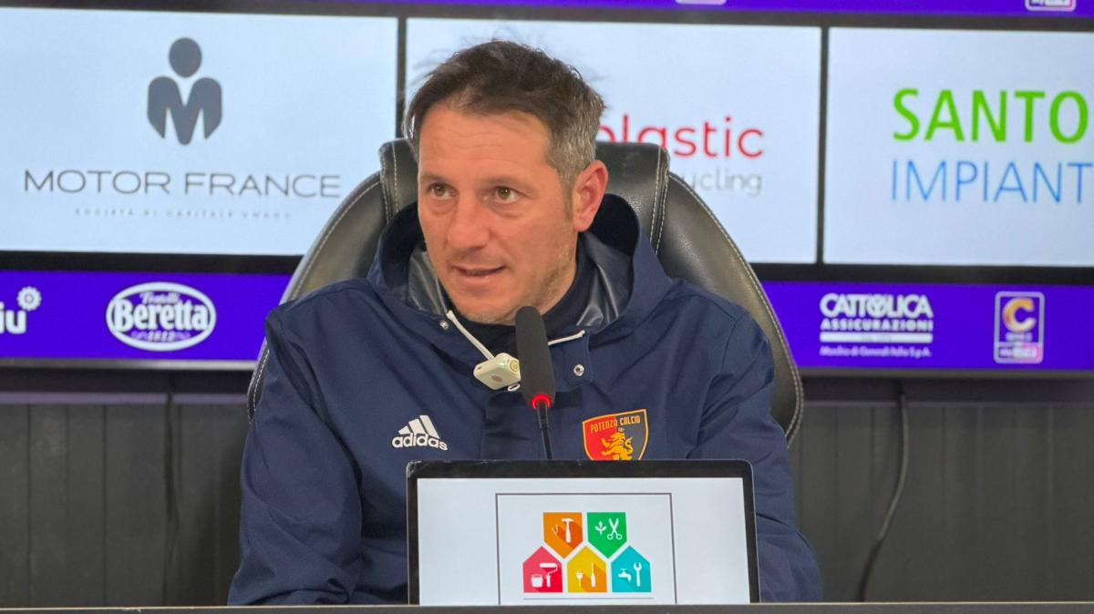 Potenza, mister De Giorgio: "A Picerno partita difficile, servirà massima concentrazione"