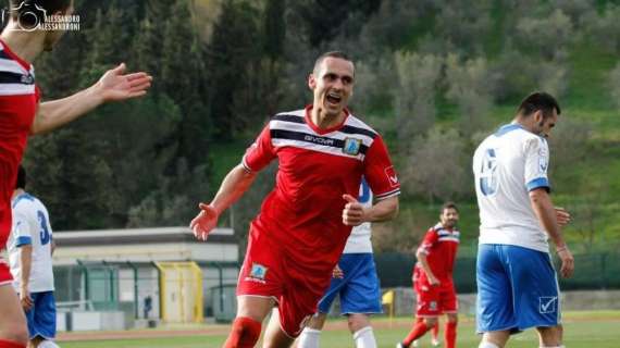 Dopo i rinnovi saltati di Favetta e Diakitè il Taranto punta un attaccante argentino...