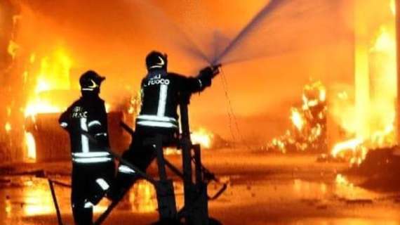 Incidenti, tensione e scontri prima della partita di Champions League tra Napoli e Ajax