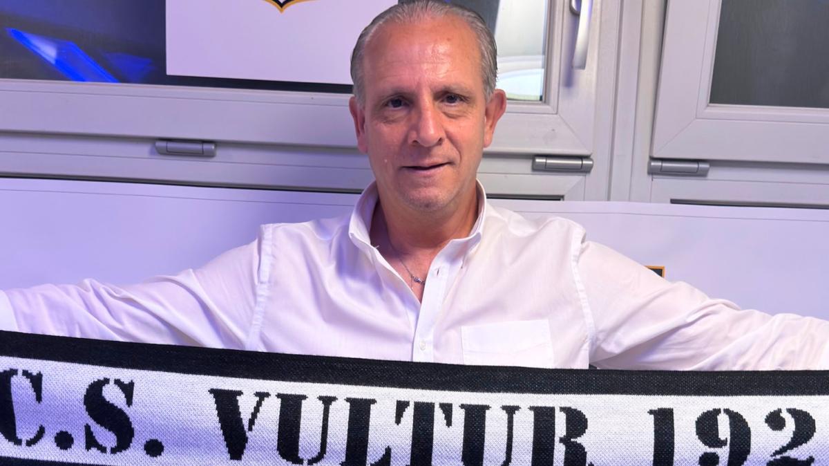 L'ex allenatore del Potenza Sergio La Cava è il nuovo allenatore della Vultur