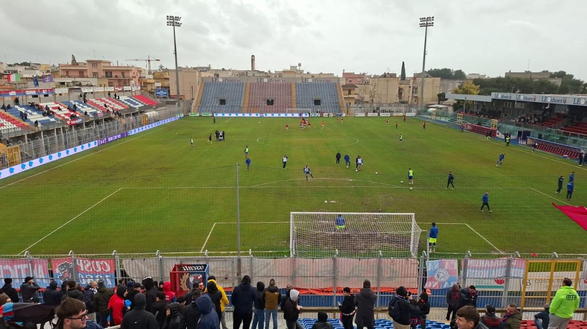 Tensioni prima di Casarano-Casertana, contatto tra le due tifoserie all’esterno dello stadio!