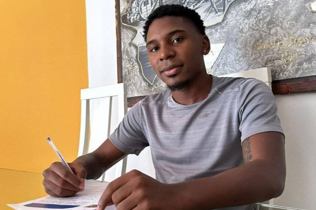 Il Melfi tessera un calciatore dominicano, per i gialloverdi c'è "El Papito" Rodriguez