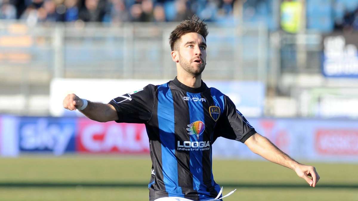 Il Potenza aveva "chiuso" con il difensore Garcia Tena ma non si è fatto in tempo a depositare il contratto del calciatore