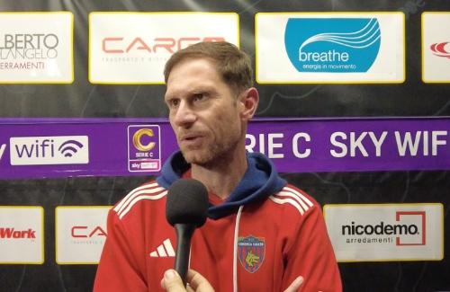 Cosenza, il vice Nuti soddisfatto: “Quattro gol a una squadra forte, i ragazzi meritano i complimenti”