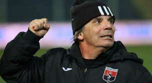 Ezio Capuano allenatore Taranto: "Dobbiamo crederci ancora... a Vicenza per giocarcela"