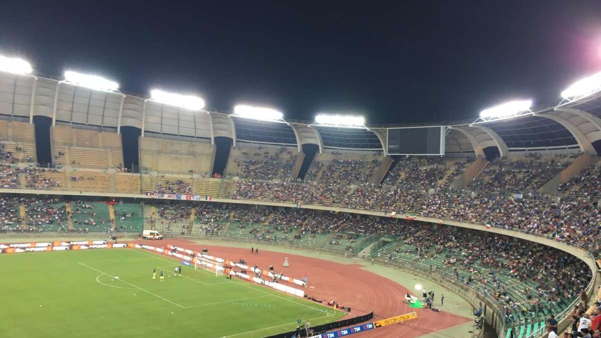 Bari-Potenza, domani alle 19 terminerà la prevendita per i supporters rossoblu