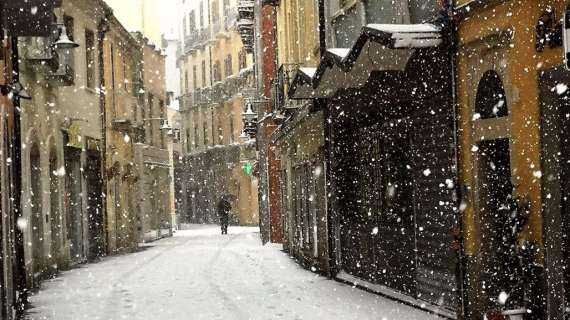 Arriva la dama bianca nel week-end, il meteorologo Brindisi sui social: "Neve anche a Potenza"