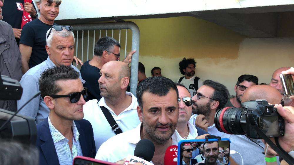 Per il sindaco di Bari De Caro il campionato non ricomincerà