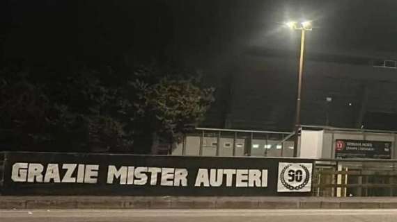 Serve Pazienza... ma intanto i tifosi del Benevento "ringraziano" mister Auteri