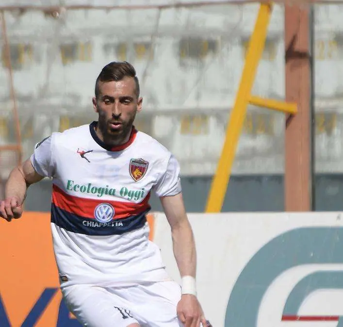 La Nocerina esonera mister Di Costanzo... ecco chi lo sostituirà...