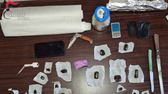 Carabinieri, due persone arrestate e due denunciate per droga