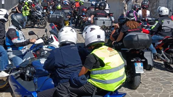 Una motopasseggiata a tutta Honda