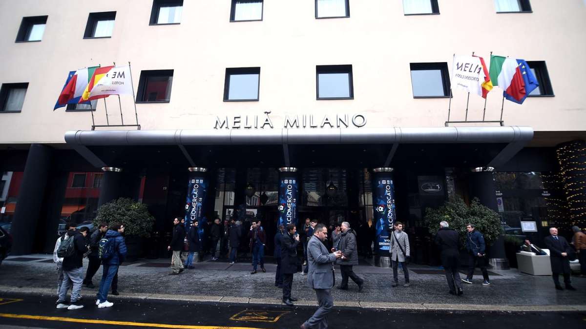 Calcio, domani si aprirà ufficialmente il mercato di riparazione