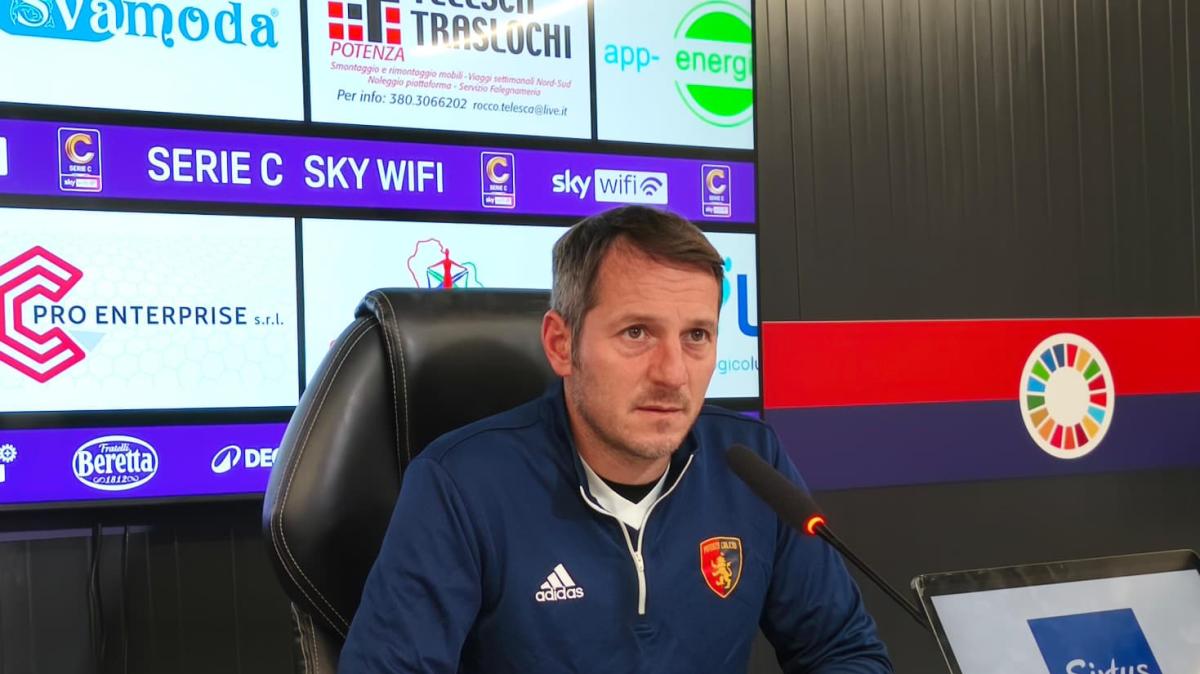 Potenza, mister De Giorgio: "Il Sorrento è una squadra di qualità con meno punti per quanto prodotto in campo"