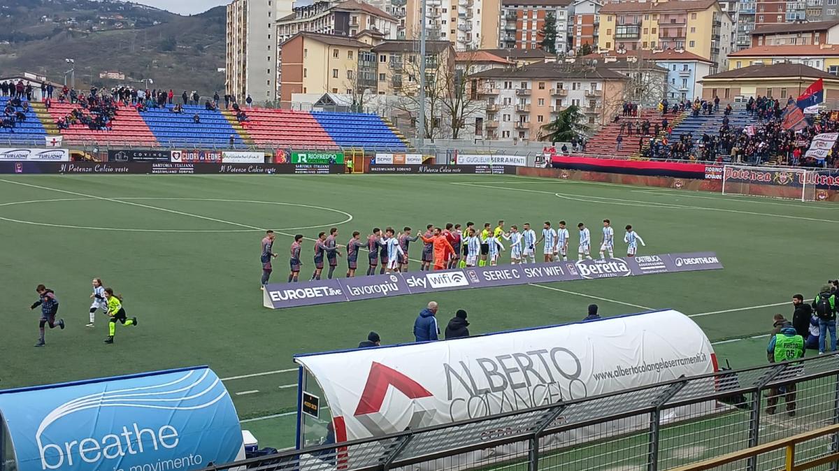 Salernitana sculacciata al "Viviani", la partita vista dalla Campania