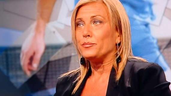 La curiosità... questa mattina per la firma del contratto mister Raffaele è stato accompagnato nella sede del Potenza dalla sua agente