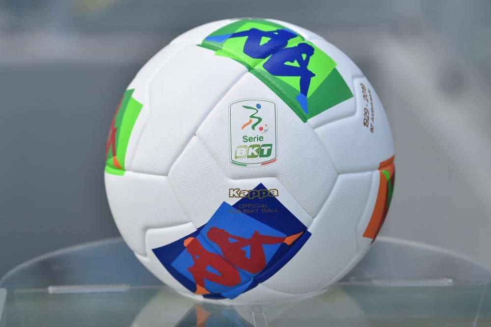 Serie B, se non si riprenderà entro il 9 Maggio il campionato cadetto potrà ritenersi concluso.