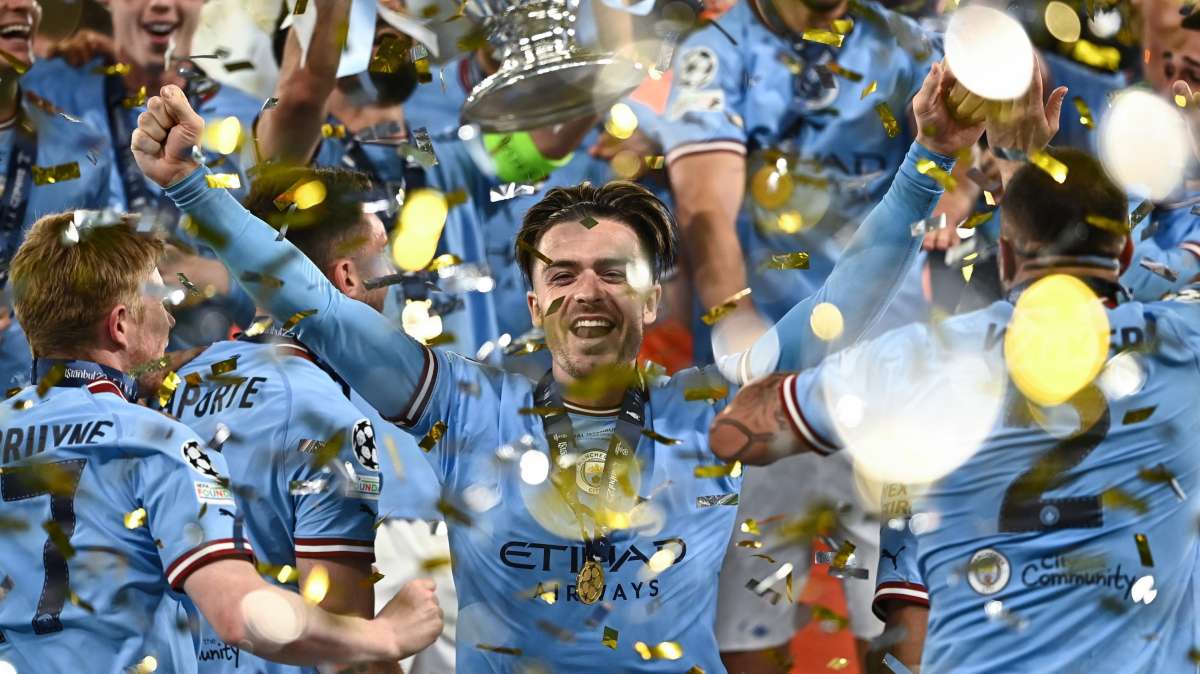 Per il centrocampista del Manchester City Jack Grealish la festa non finisce mai