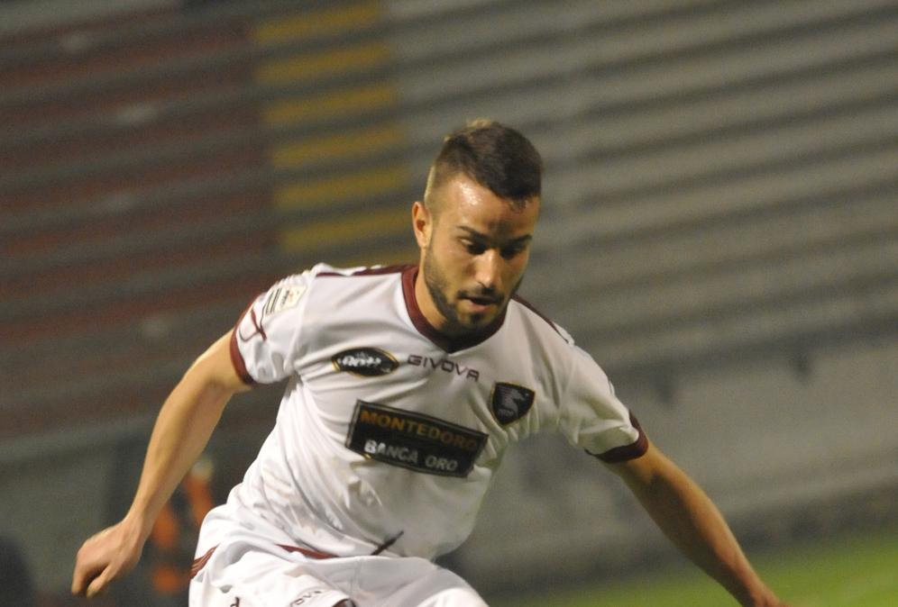 È sempre calciomercato: la Cavese piazza un colpo d’esperienza in difesa