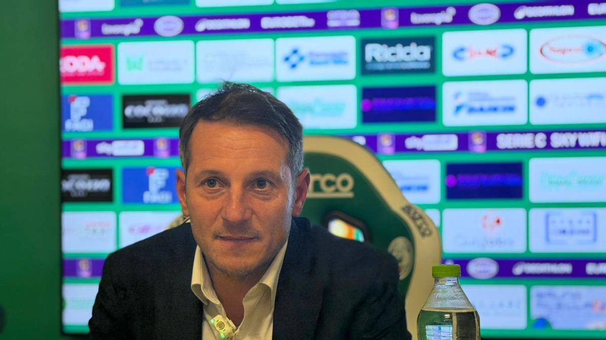 Potenza, mister De Giorgio: "Grande rammarico per i gol presi per inesperienza"