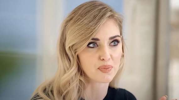 Chiara Ferragni e gli "sconosciuti" di Maratea