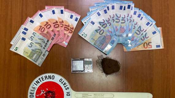 Potenza, sorpreso con hashish nel centro storico: arrestato