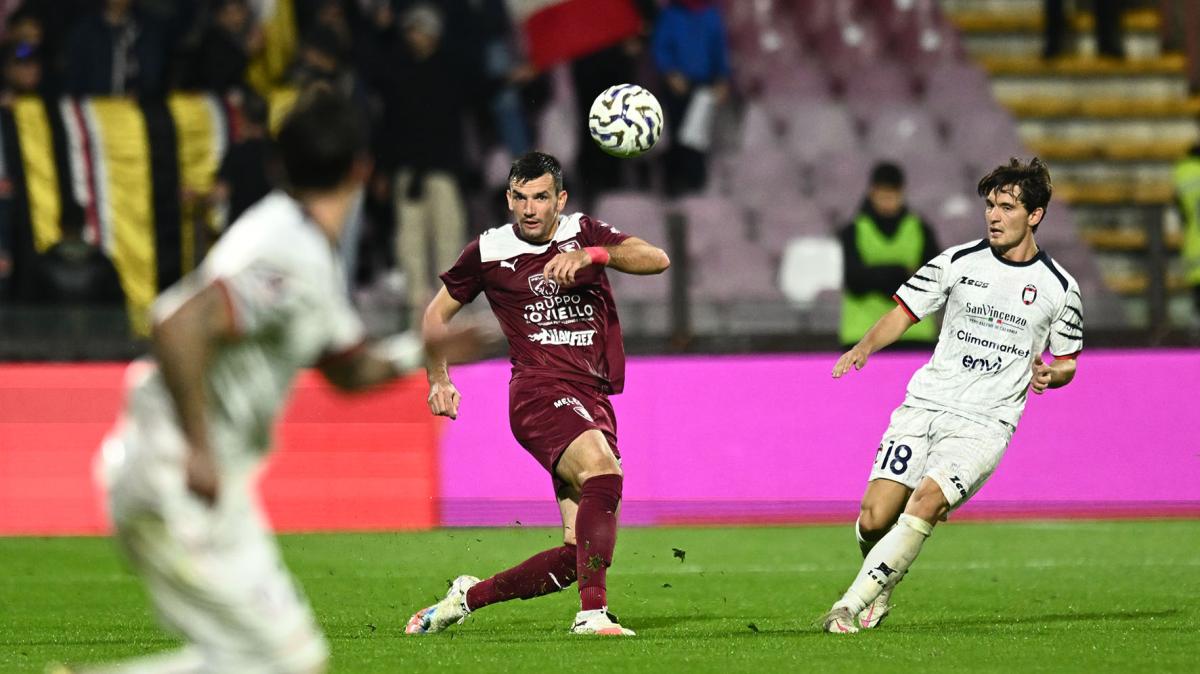 Crotone, i convocati di mister Longo per la trasferta lucana