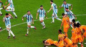 Argentina Antisportiva, esultanza provocatoria in faccia agli olandesi dopo i rigori che hanno portato ai quarti Messi e compagni
