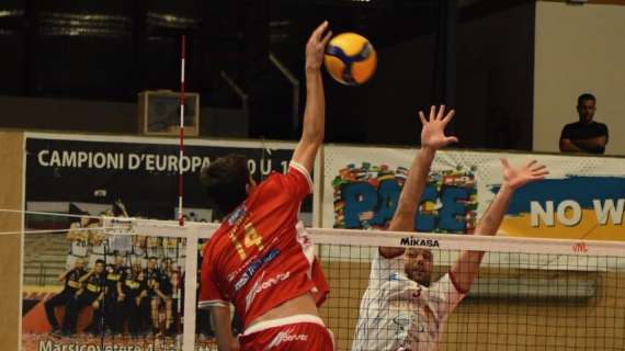 Volley A2. La Cave del Sole Lagonegro crolla in casa con il Ravenna