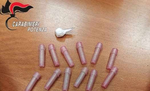 Carabinieri, due arresti e sequestro di eroina e crack