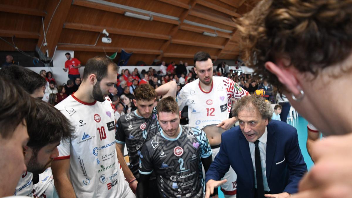 Rinascita Lagonegro, una sconfitta che vale la storia: biancorossi per la prima volta ai quarti di Coppa Italia A2!