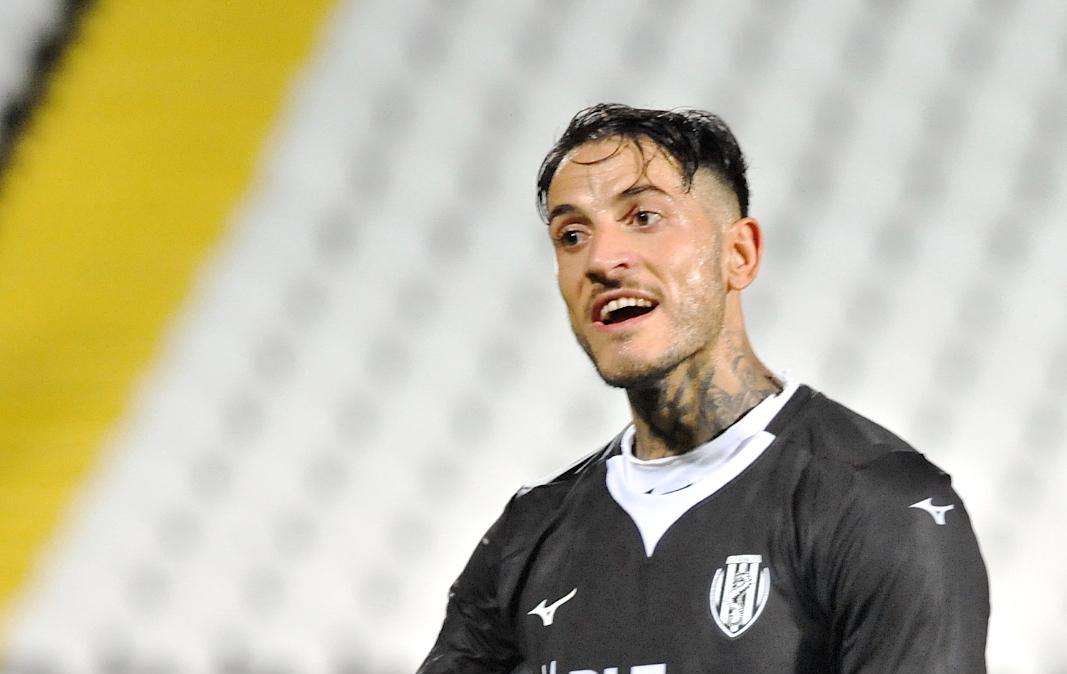 "Sarao Meravigliao"... l'attaccante saluta il Catania e si accasa in Serie D