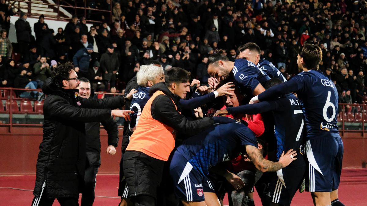 Il Trapani chiede la sospensione di playoff e playout